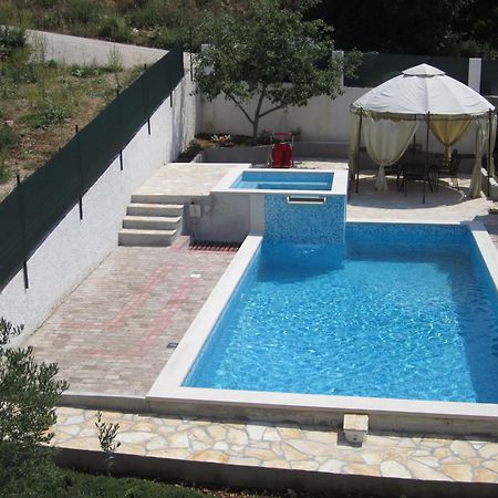Apartments Nives Supetar Rom bilde