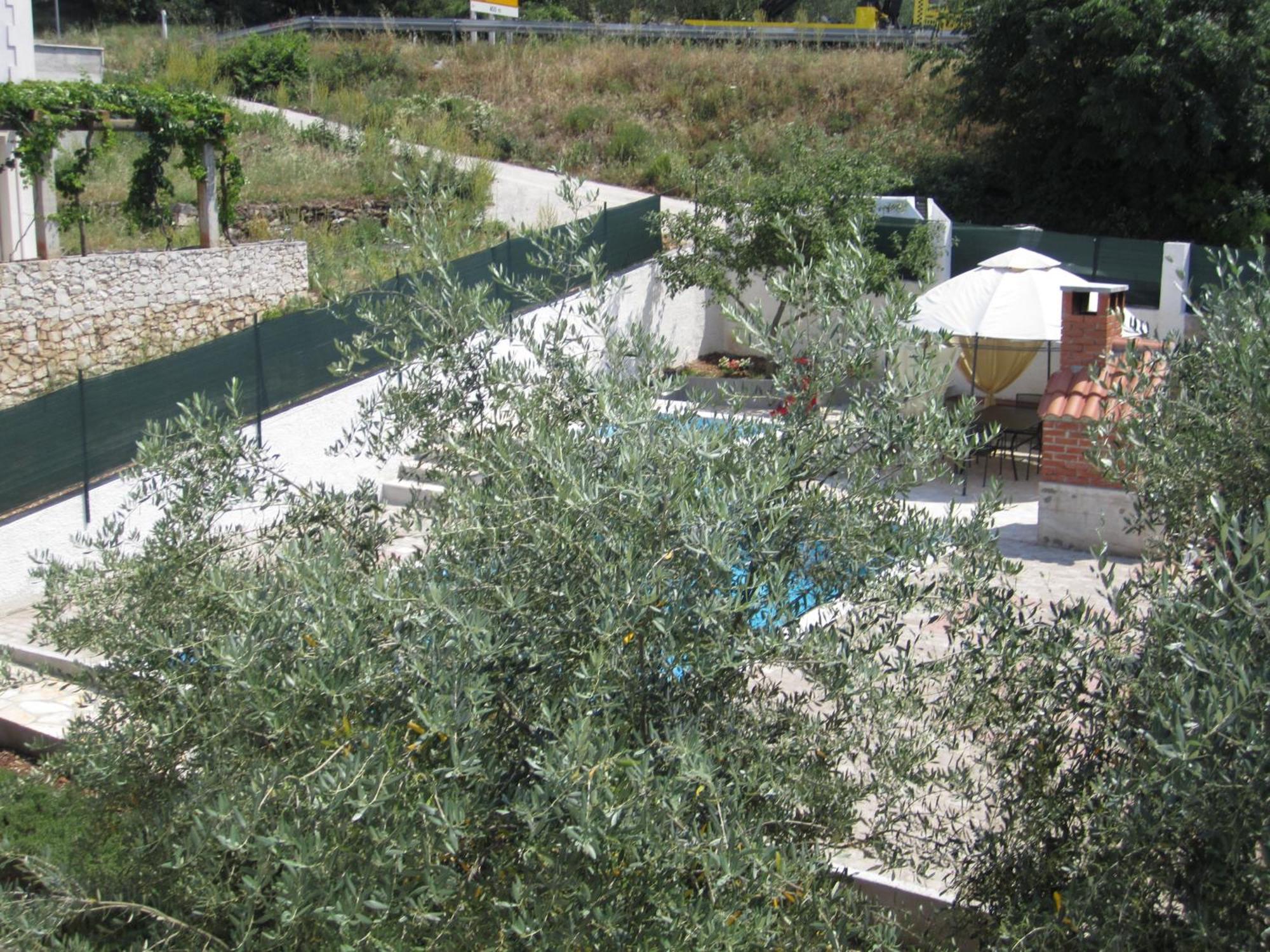 Apartments Nives Supetar Rom bilde